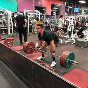 Meet your Posher, Noe